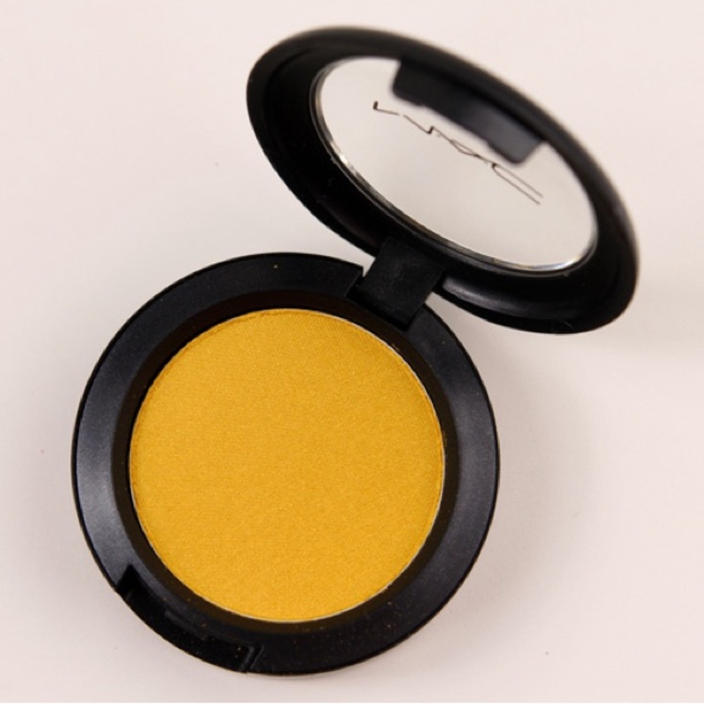 MAC Sunny Outlook Pro Longwear Eyeshadow